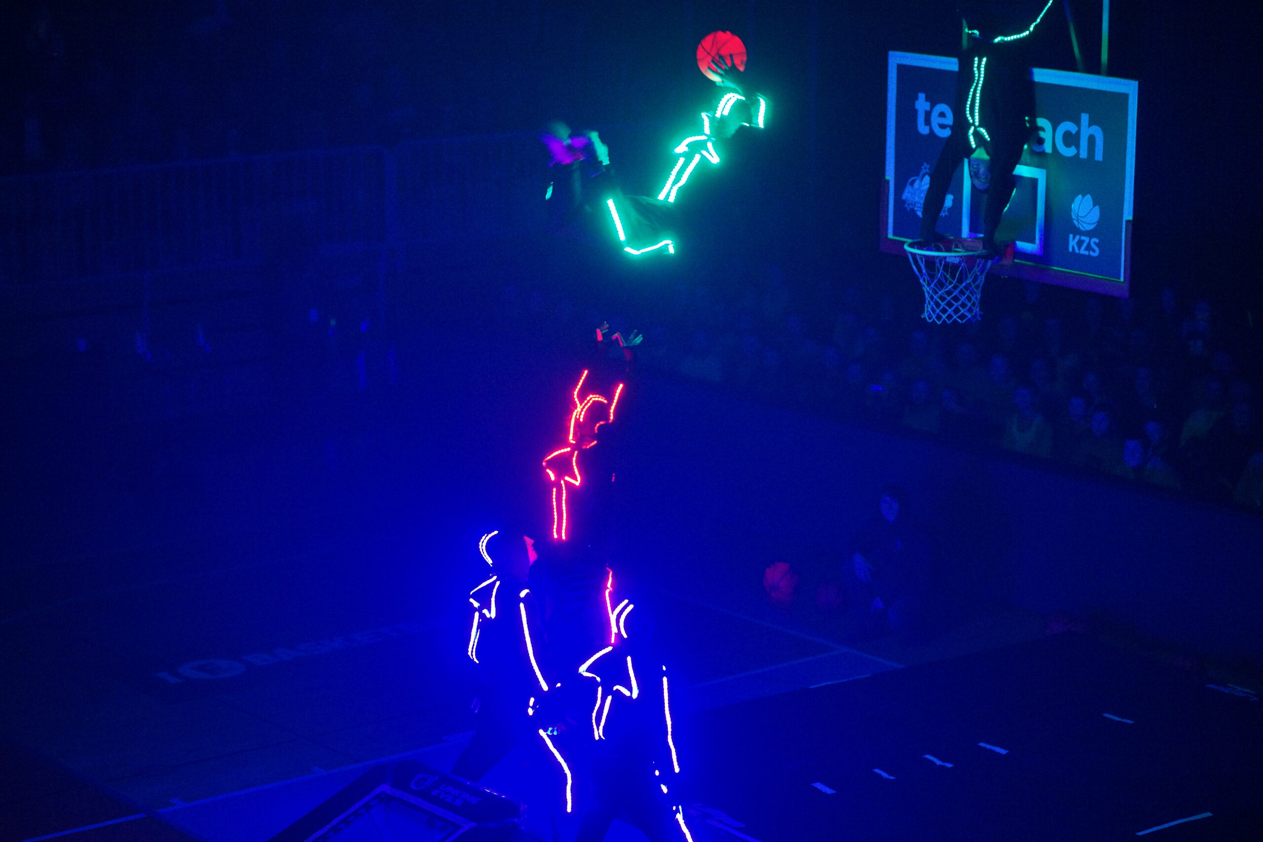 LED Show Basketball