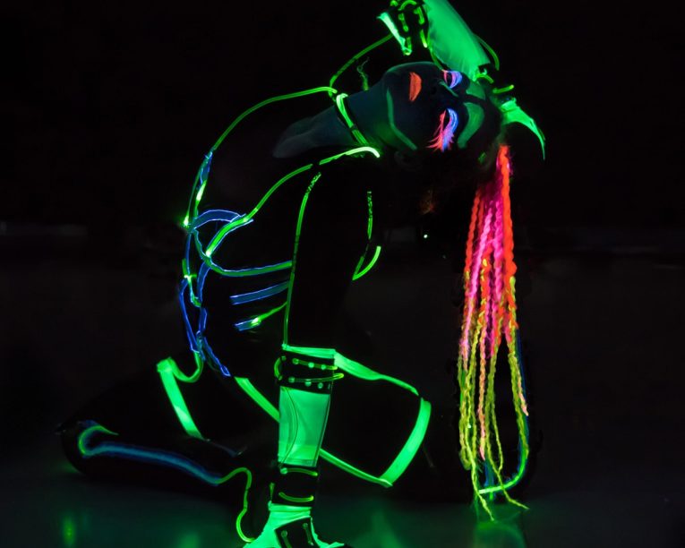 LED Girls Dance Show