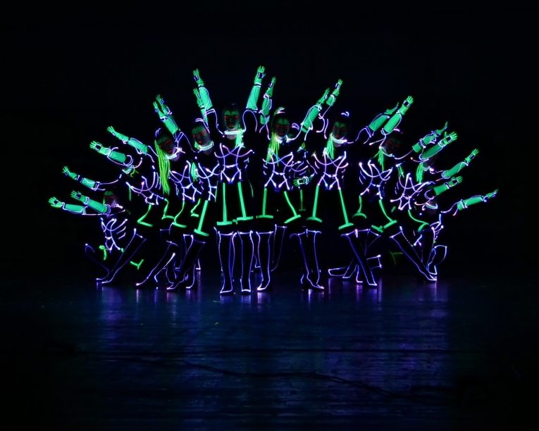 LED Girls Dance Show