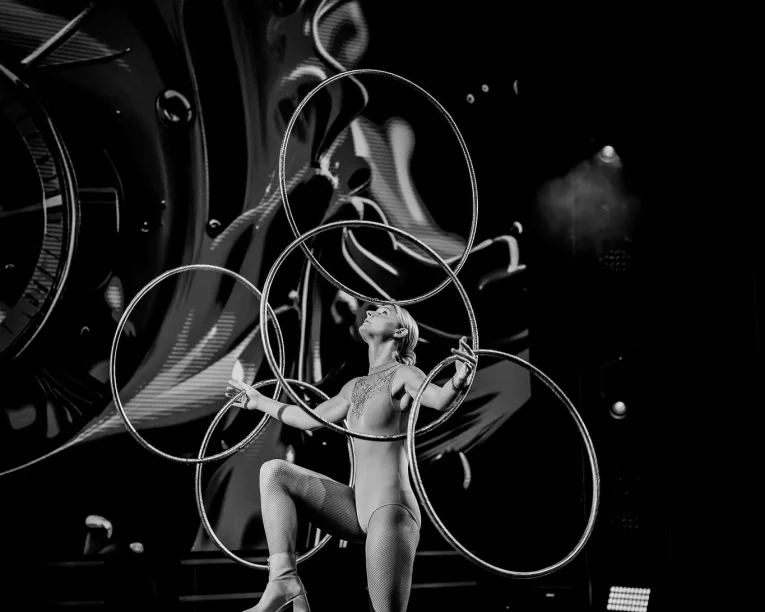 Hula Hoop Show