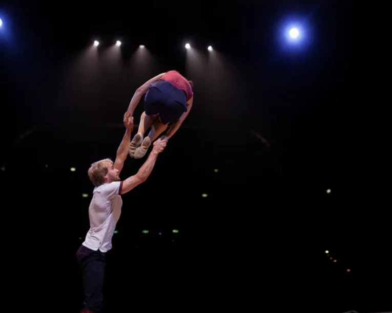 Trampolin Duo Show