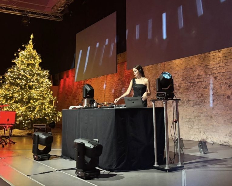 DJ Show
