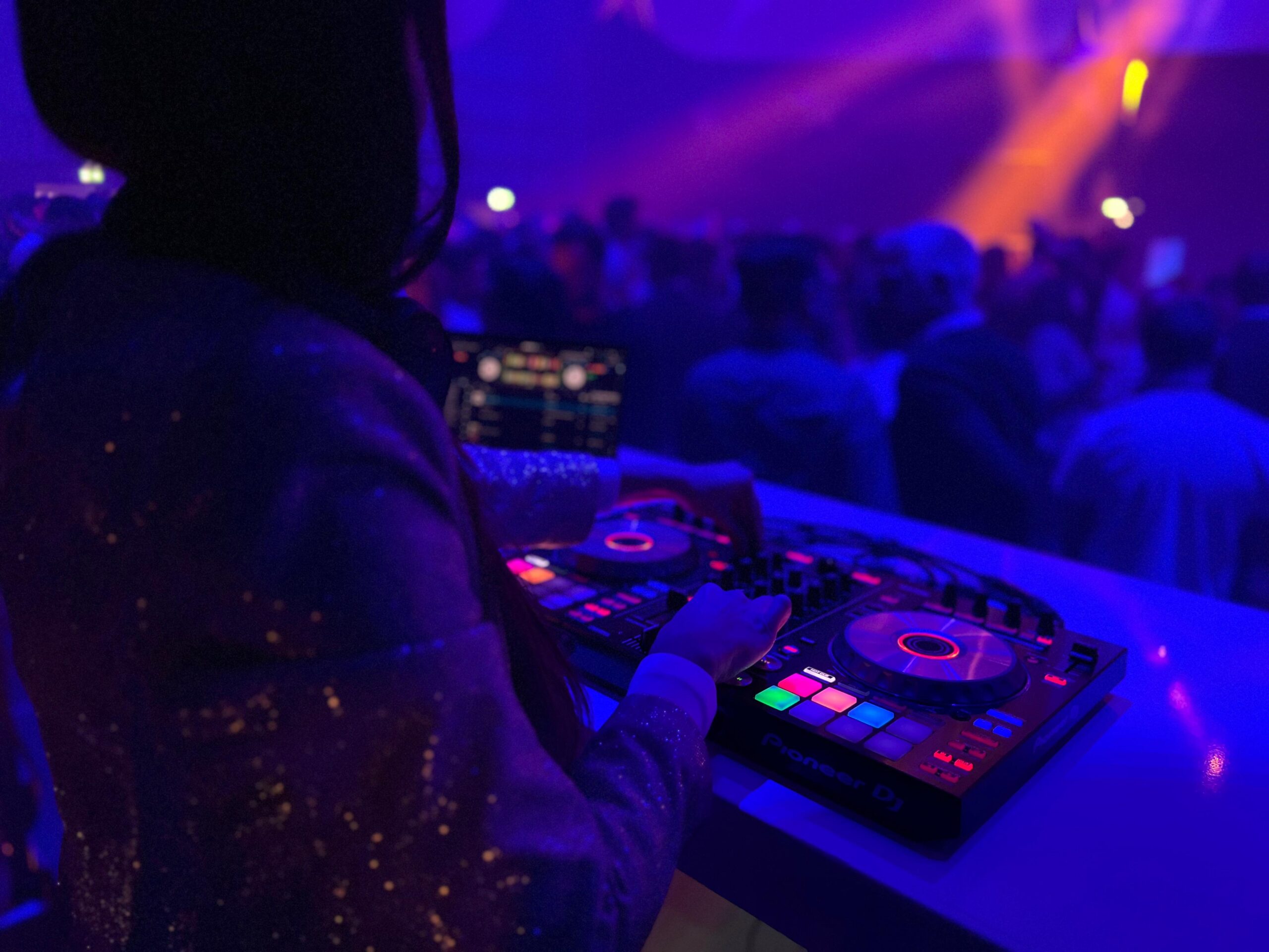 dj show